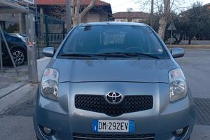 Toyota Yaris 1.3 5 porte Navi
