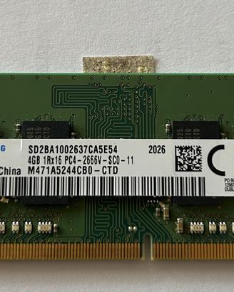 SAMSUNG Memoria RAM da 4 GB DDR4 2666 MHz