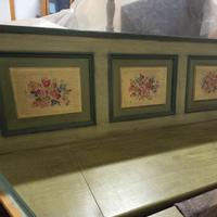 Tavolo, giropanca e sedie artigianali in stile