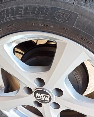  cerchi con gomme invernali 