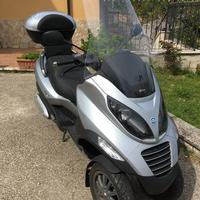 Piaggio MP3 250