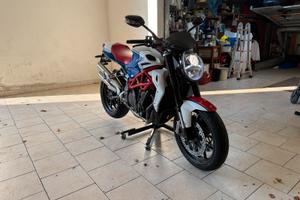 MV Augusta Brutale 1090 RR