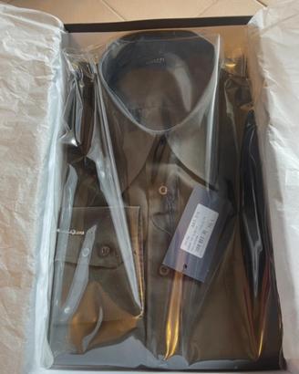 Camicia nuova  taglia L verde scuro cotone