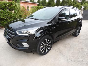 Ford Kuga 1.5 TDCI 120 CV ST-Line
