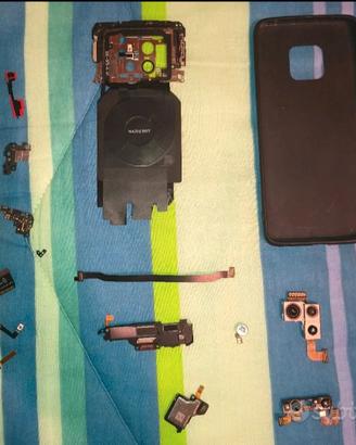 Pezzi per Huawei Mate 20 pro, anche singoli