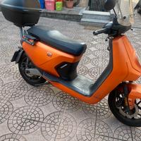 Niu MQI GT EVO Arancio del 2022 16'000 km