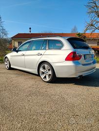 BMW E91 330D anno 2007