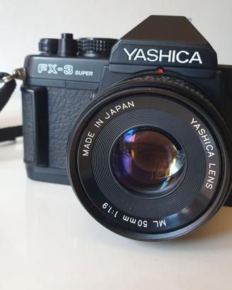 YASHICA FX-3 SUPER 2000