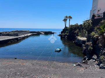 Casa indipendente a Acireale