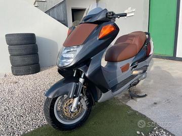 Honda Pantheon 150 17CV