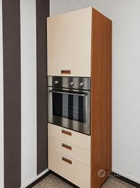 Mobile con forno a incasso