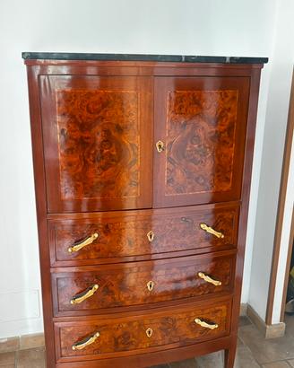 Cassettiera con secretaire con chiave