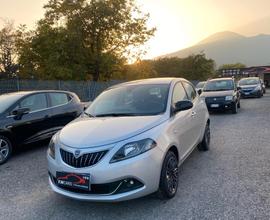 Lancia Ypsilon 1.0 GPL FireFly Ecochic Silver 5 PO