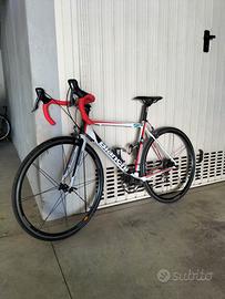 Bici da corsa Bianchi in carbonio – Taglia S