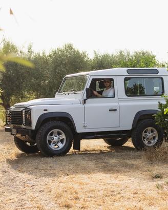 Land Rover Defender 90 2.2 TD4 2015 UNICOPROPRIETA