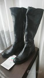 Stivali alti neri in vera pelle Made in Italy 37
