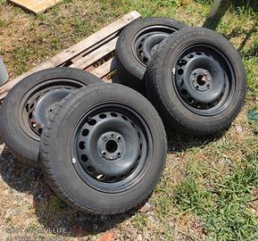 4 cerchioni per cambio gomme R14  