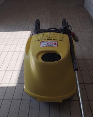 IDROPULITRICE KARCHER HDS698C PROFESSIONAL