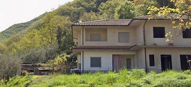 Casa con entrata indipendente