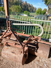 Rullo per terreno a sollevamento