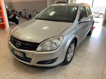 Opel Astra 1.9 CDTI 120CV Station Wagon Cosmo