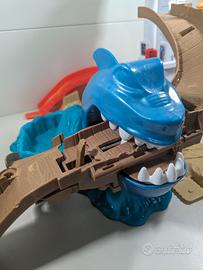 Pista Hot Wheels Shark Beach Attack Squalo Mattel