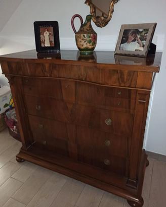Cassettiera e 2 comodini in stile pompeiano