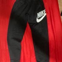 Pantaloni jogger Nike neri con logo bianco