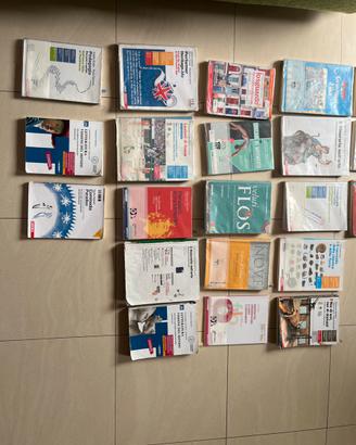 Libri di scuola superiore