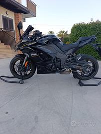 Kavasaki ninja 1100sx