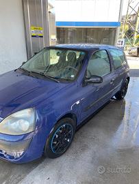 Clio 1.2 Renault 2003