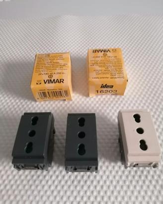 Presa 2P+T 16A P17/11 grigio Vimar Idea cod. 16203