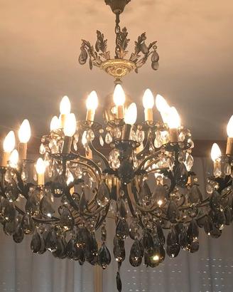 LAMPADARIO ANTICO E DUE APPLIQUE.