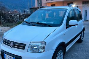 FIAT PANDA CLIMBING BIANCO LUCIDO