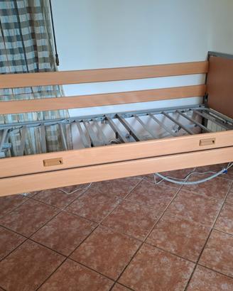 Letto ortopedico elettrico " Invacare Medley Ergo"
