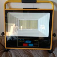 Faro da lavoro ricaricabile 200W