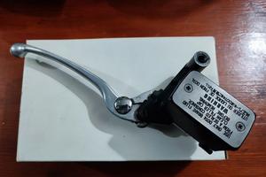 Ricambi moto Suzuki SV1000