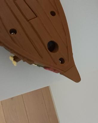 Vaiana con la barca che proietta le stelle
