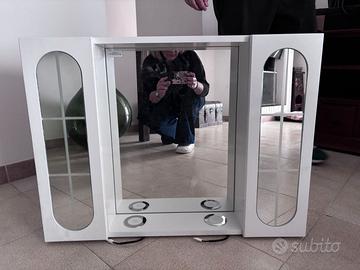 Mobiletto bagno nuovo