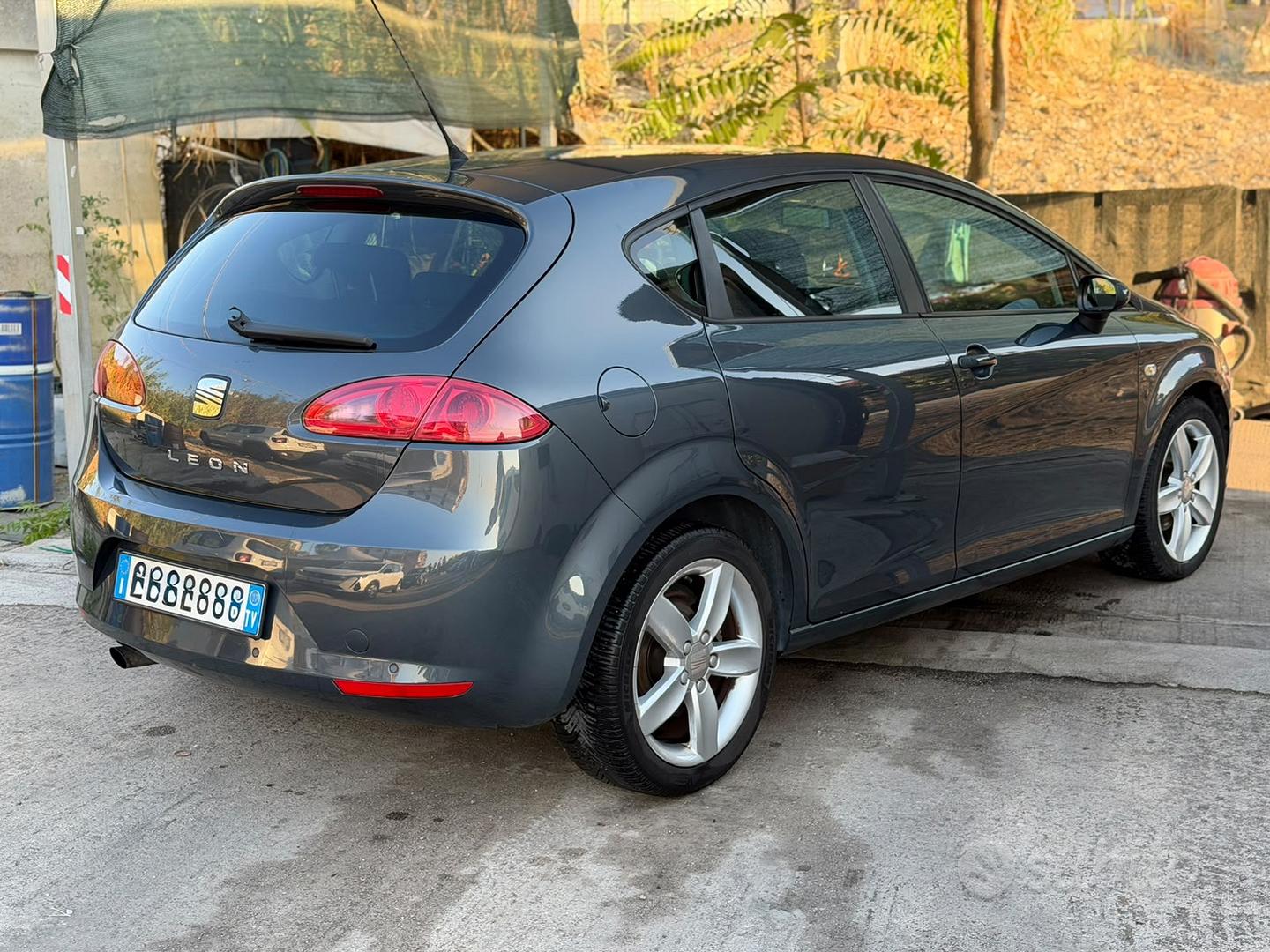 Seat Leon 2008 photo 3