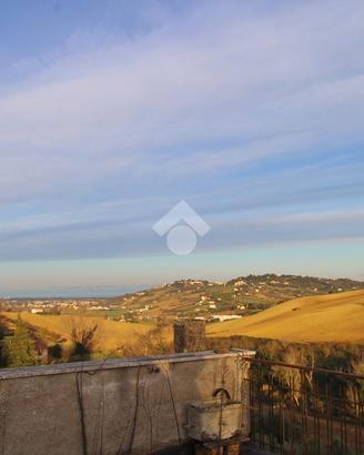 RUSTICO A RECANATI