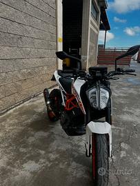 Moto Ktm Duke 390