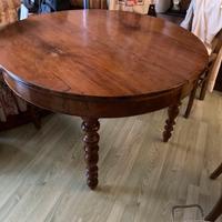 Tavolo in noce allungabile