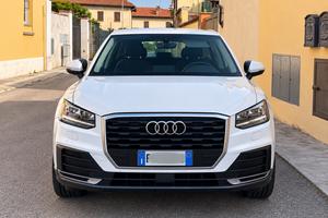 AUTO Q2
