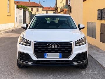 AUTO Q2