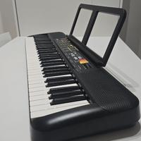 Pianola Yamaha PSR-F52