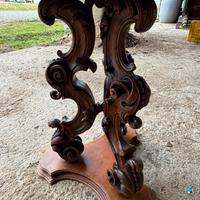 Tavolino in legno da salotto