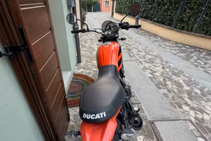Ducati Scrambler Sixty2 400 – 2018 – 29.000 km