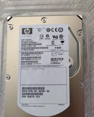 Hard Disk ULTRA 320 SCSI 300GB