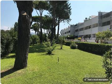 SETTEMBRE Terracina lungomare villetta a schiera